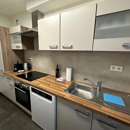Moderne Fuer 4 Personen Im Herzen Von Marl*netflix*nespresso* Lägenhet Marl (Recklinghausen)