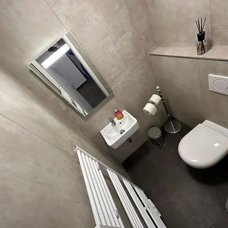 Moderne Fuer 4 Personen Im Herzen Von Marl*netflix*nespresso* דירה