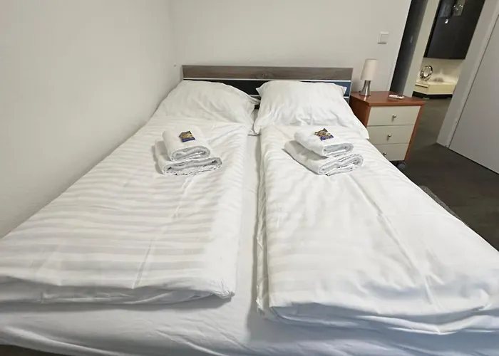 Moderne Fuer 4 Personen Im Herzen Von Marl*netflix*nespresso* * 马尔